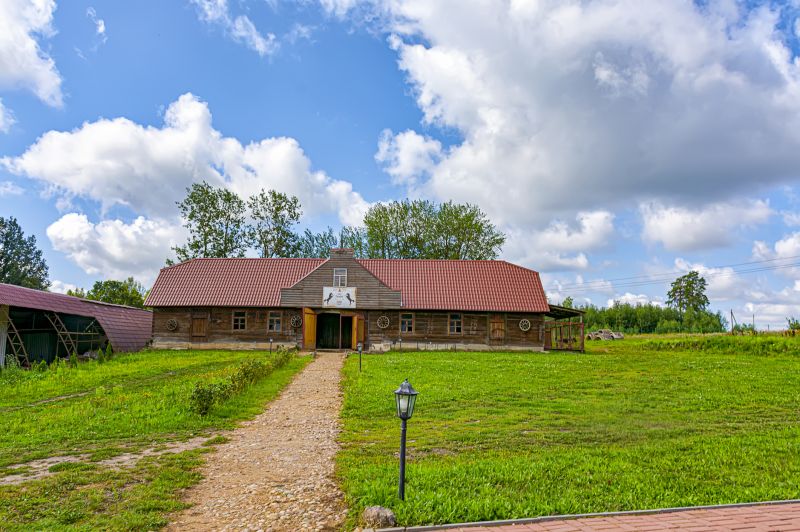 Barn Roof Installation in Aurora, CO